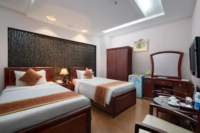 Lakeside Palace Hotel – 사진 2
