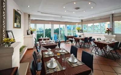 Lakeside Palace Hotel – 사진 14